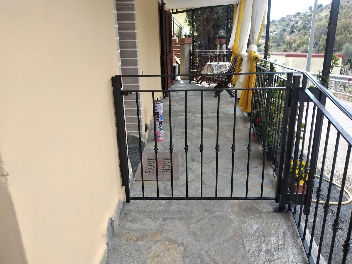 Holiday home Casavacanzesanremo